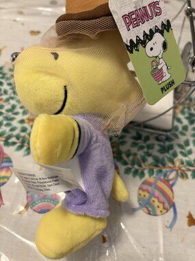 Peanuts Woodstock Bee Keeper Plush NWT Approx 6 inches